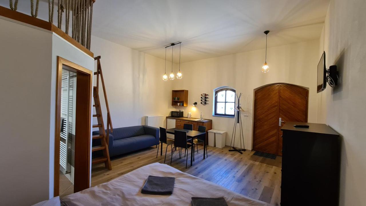 Apartmany Turold Mikulov Luaran gambar