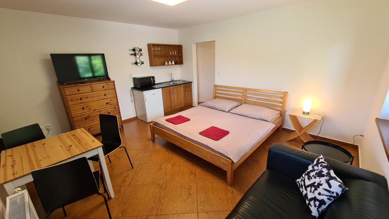 Apartmany Turold Mikulov Luaran gambar