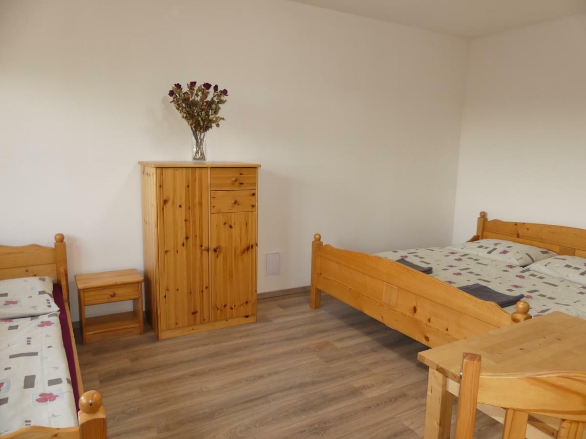 Apartmany Turold Mikulov Luaran gambar